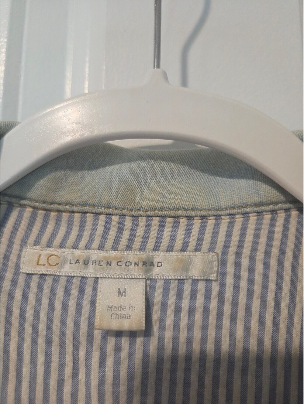 Light Wash Denim Jacket - Picture 7 of 7